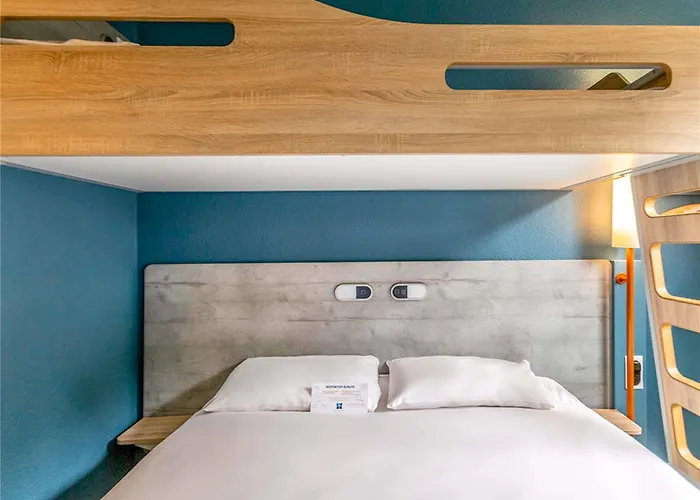 Ibis Budget Sud Pres D'arenes 2*