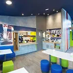Hotel Ibis Budget Sud Pres D'arenes 2*