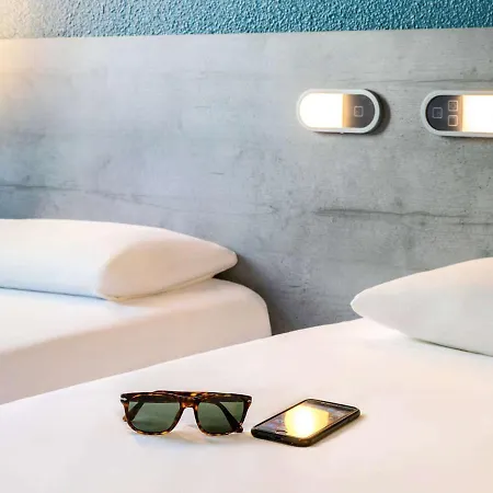 Ibis Budget Sud Pres D'arenes Hotel 2*