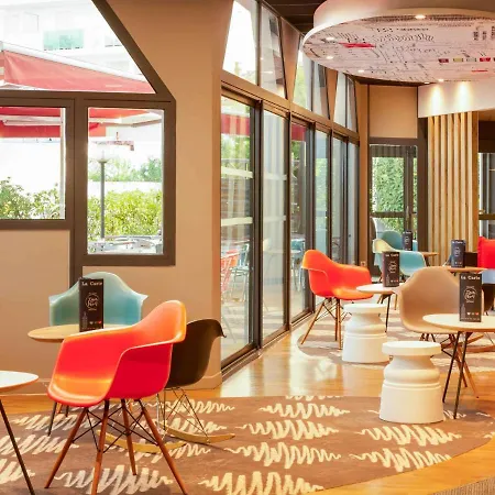 Ibis Budget Sud Pres D'arenes Hotel