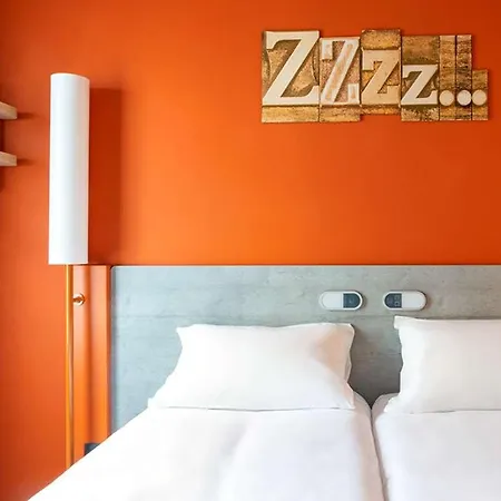 Ibis Budget Sud Près D'arènes Hotel