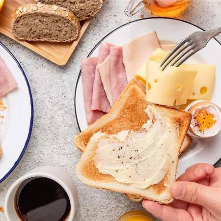 Ibis Budget Sud Pres D'arenes Hotell