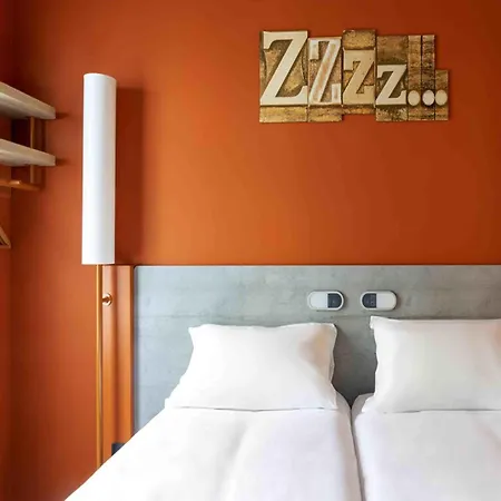 Ibis Budget Sud Près D'arènes 2*