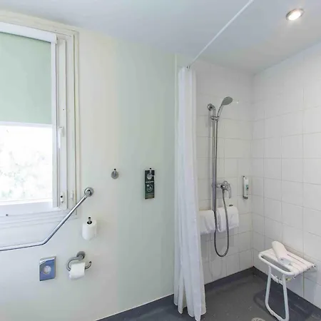 Ibis Budget Sud Pres D'arenes 2* Montpellier