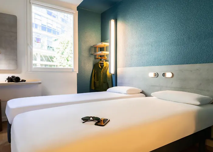 Ibis Budget Sud Pres D'arenes ホテル 2*