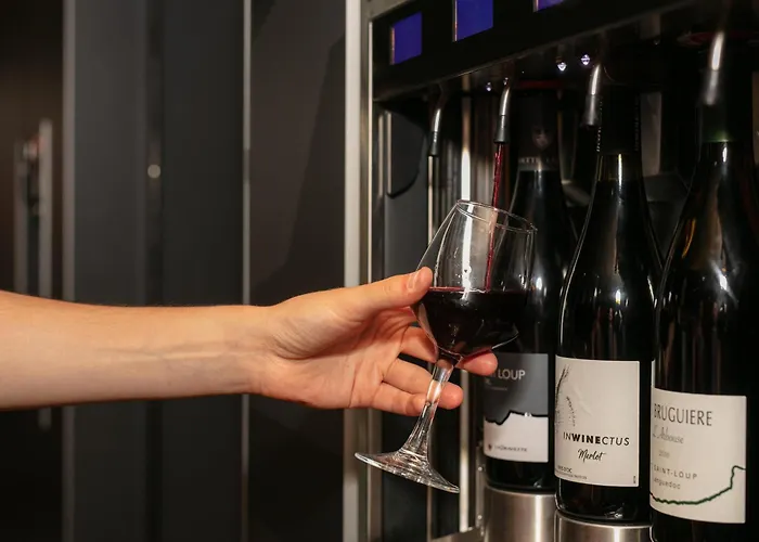 Hotel Ibis Budget Sud Près D'arènes 2*