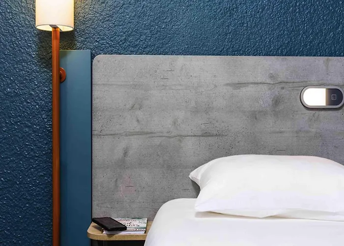 Ibis Budget Sud Pres D'arenes 2*